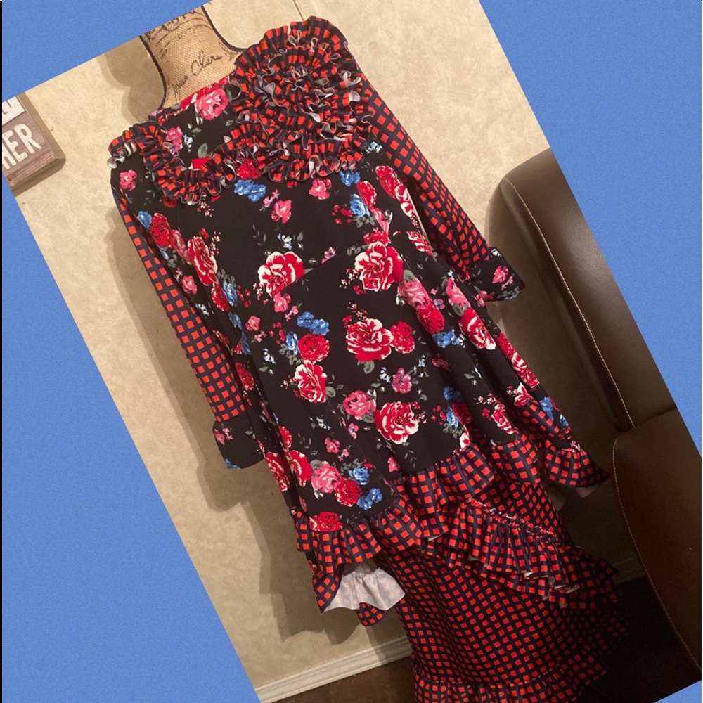 Custom high low outfit